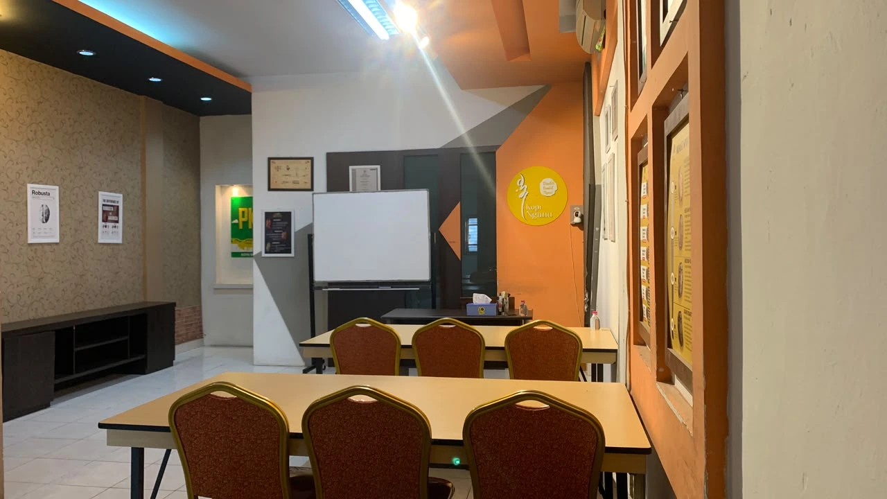 Ruangan Kopi Nganu Akademik